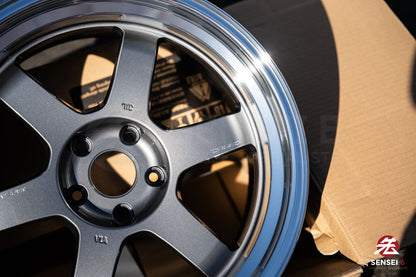 Volk TE37V Mark II / 18x10.5 +15 / 5x114.3 / Gunmetal Rim DC (MF)