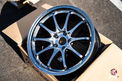 Volk CE28N-Plus / 18x9.5 +22 / 5x114.3 / Shining Light Metal (SI)