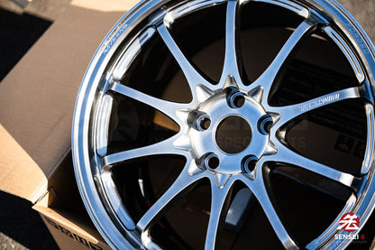 Volk CE28N-Plus / 18x9.5 +22 / 5x114.3 / Shining Light Metal (SI)