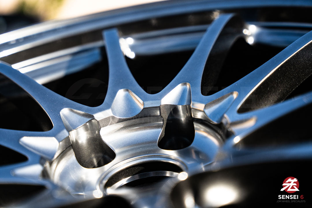 Volk CE28N-Plus / 18x9.5 +22 / 5x114.3 / Shining Light Metal (SI)
