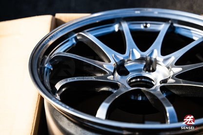 Volk CE28N-Plus / 18x9.5 +22 / 5x114.3 / Shining Light Metal (SI)