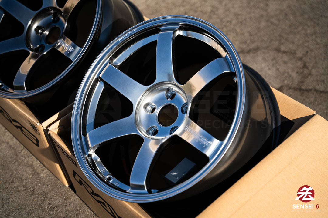Volk TE37 Saga S-Plus / 18x9.5 +22 / 5x114.3 / Shining Light Metal (SI)