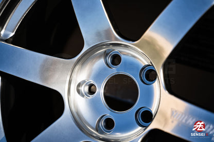 Volk TE37 Saga S-Plus / 18x9.5 +22 / 5x114.3 / Shining Light Metal (SI)