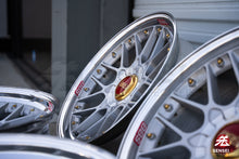 Load image into Gallery viewer, 19&quot; BBS RS II (Non-Concave Faces) [Step Lip] (Used Wheels Built to Order)
