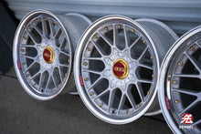 Load image into Gallery viewer, 19&quot; BBS RS II (Non-Concave Faces) [Step Lip] (Used Wheels Built to Order)
