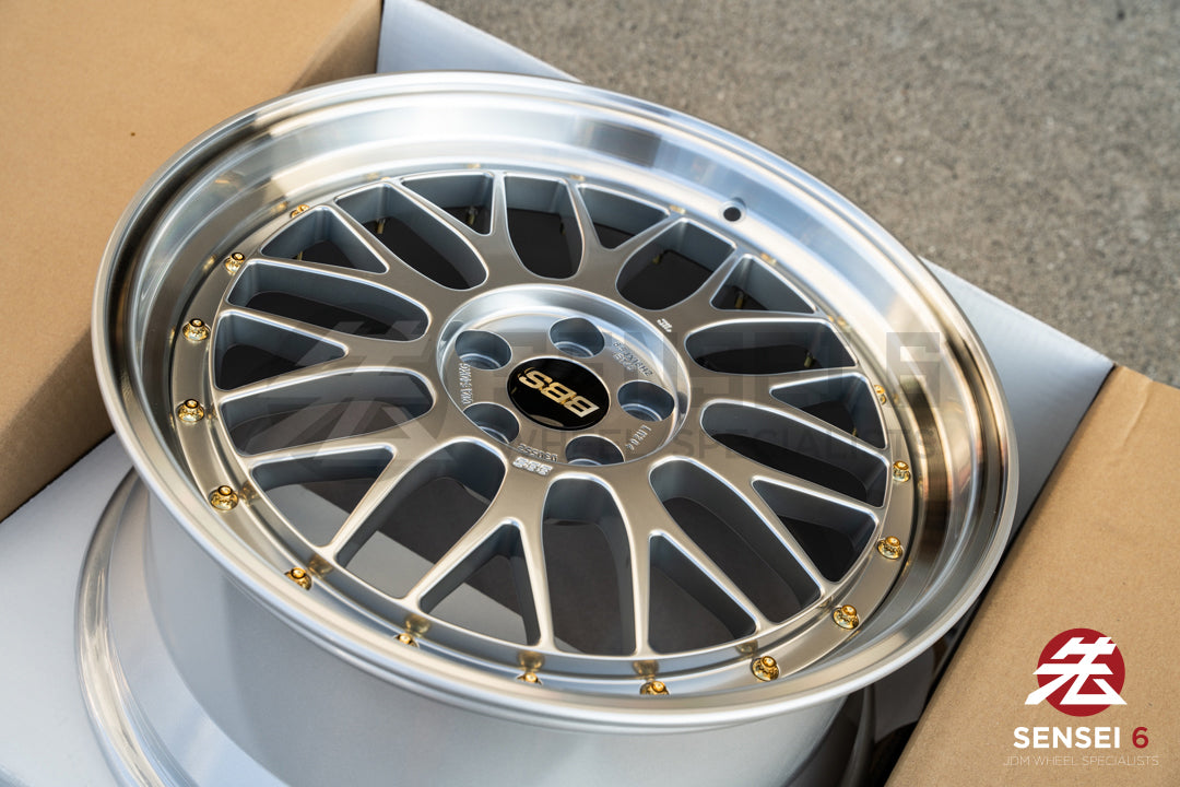 BBS LM / 18x8.5 +45 / 5x100 / Pernos de plata diamante y oro 