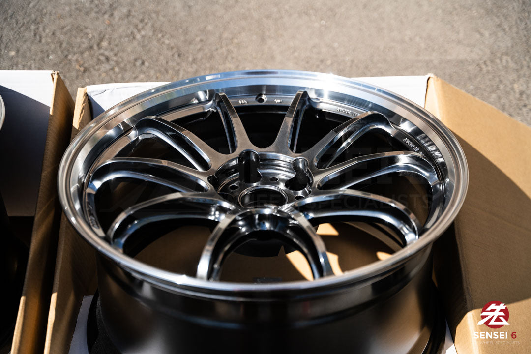 Work Emotion ZR10 1P / 19x9.5 +23, 19x10.5 +30 / 5x112 / Llanta Glim Black con corte de diamante (GTKRC)