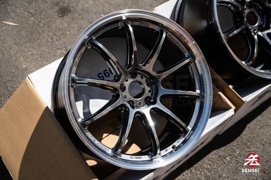 Work Emotion ZR10 1P / 19x9.5 +23, 19x10.5 +30 / 5x112 / Llanta Glim Black con corte de diamante (GTKRC)