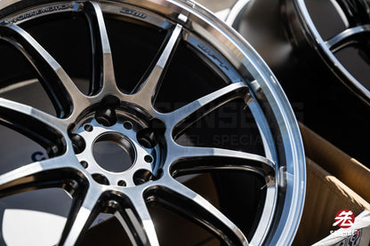 Work Emotion ZR10 1P / 19x9.5 +23, 19x10.5 +30 / 5x112 / Llanta Glim Black con corte de diamante (GTKRC)