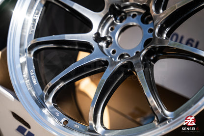 Work Emotion ZR10 1P / 19x9.5 +23, 19x10.5 +30 / 5x112 / Llanta Glim Black con corte de diamante (GTKRC)