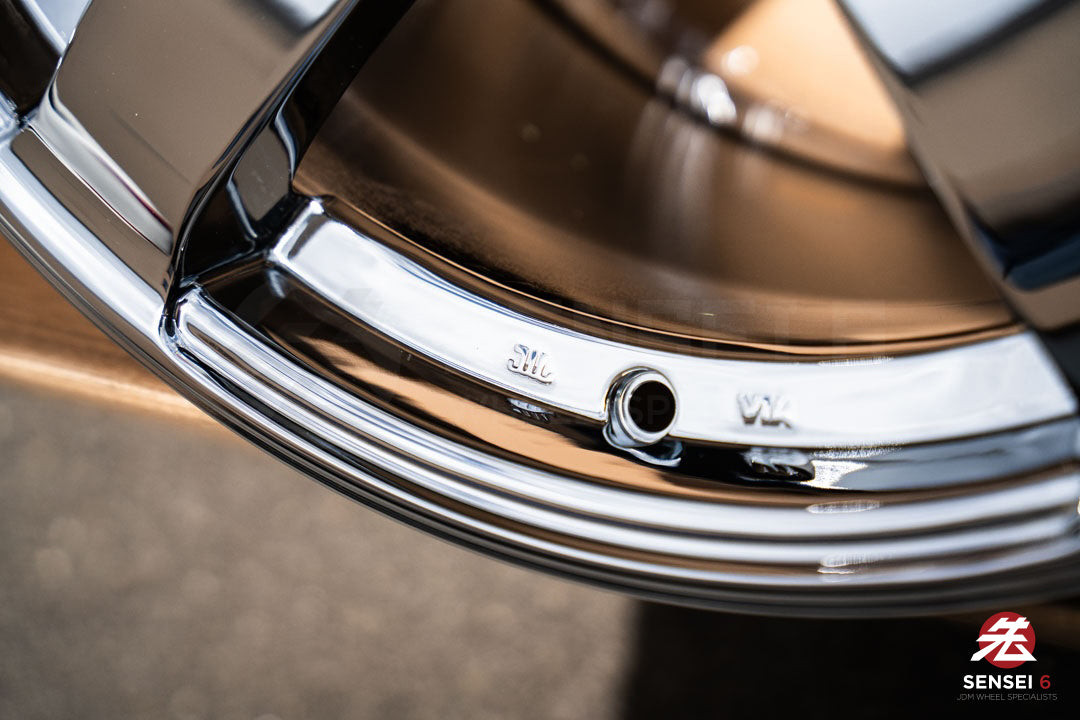 SSR GTV01 / 18x9.5 +22 / 5x114.3 / Chrome