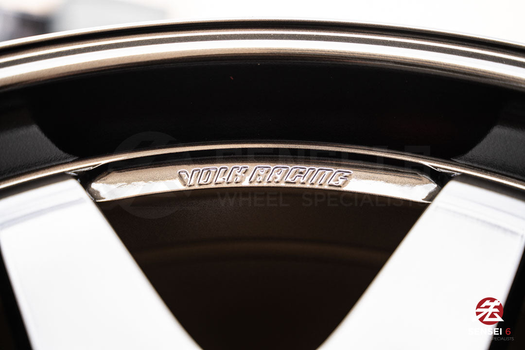 Volk TE37SL / 19x9.5 +22, 19x10.5 +35 / 5x112 / Diamond Black (DB)