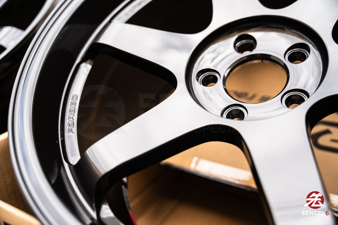 Volk TE37SL / 19x9.5 +22, 19x10.5 +35 / 5x112 / Diamond Black (DB)