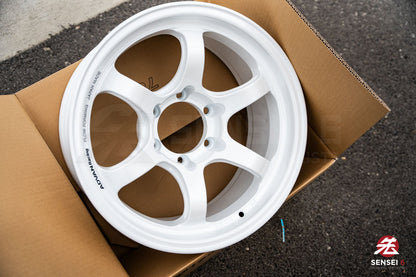Advan RG-D2 for Truck / 17x8.5 -10 / 6x139.7 / Racing White Metallic (RMB)