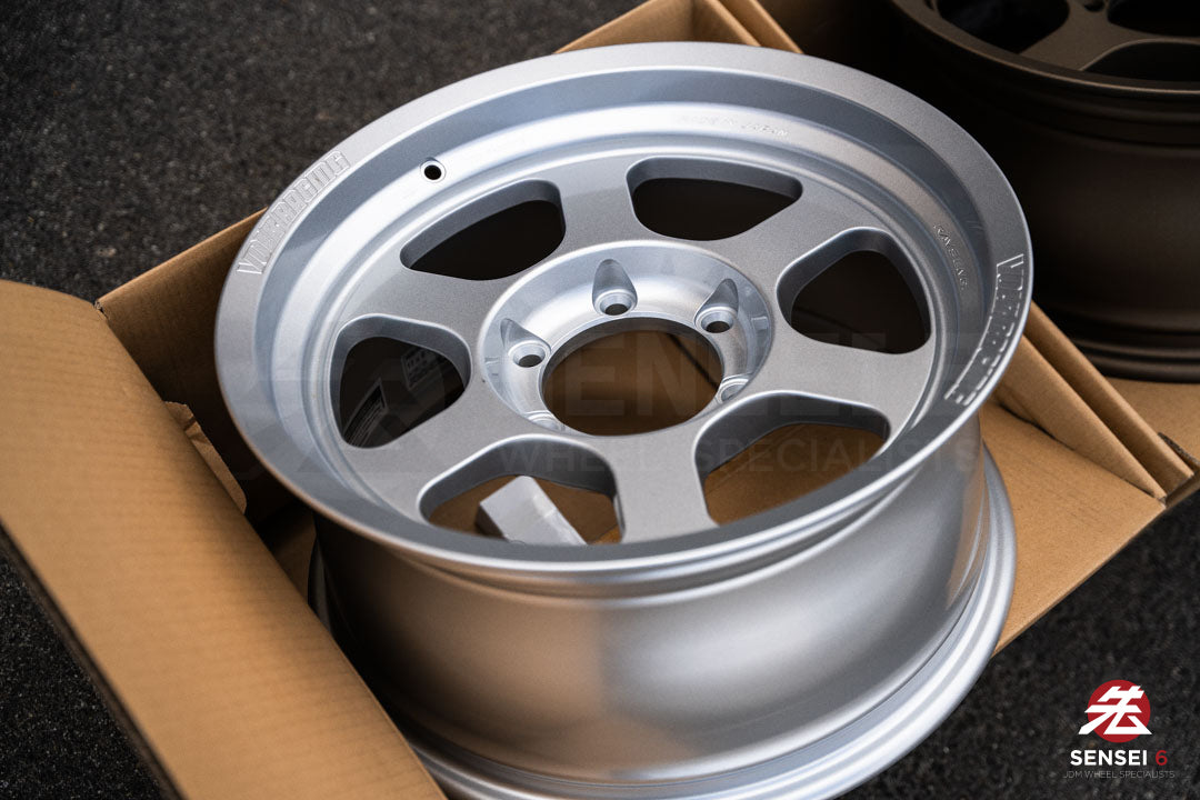 Volk TE37XT M-Spec / 17x8.5 +15 / 6x139.7 / Diamond Silver (DS)