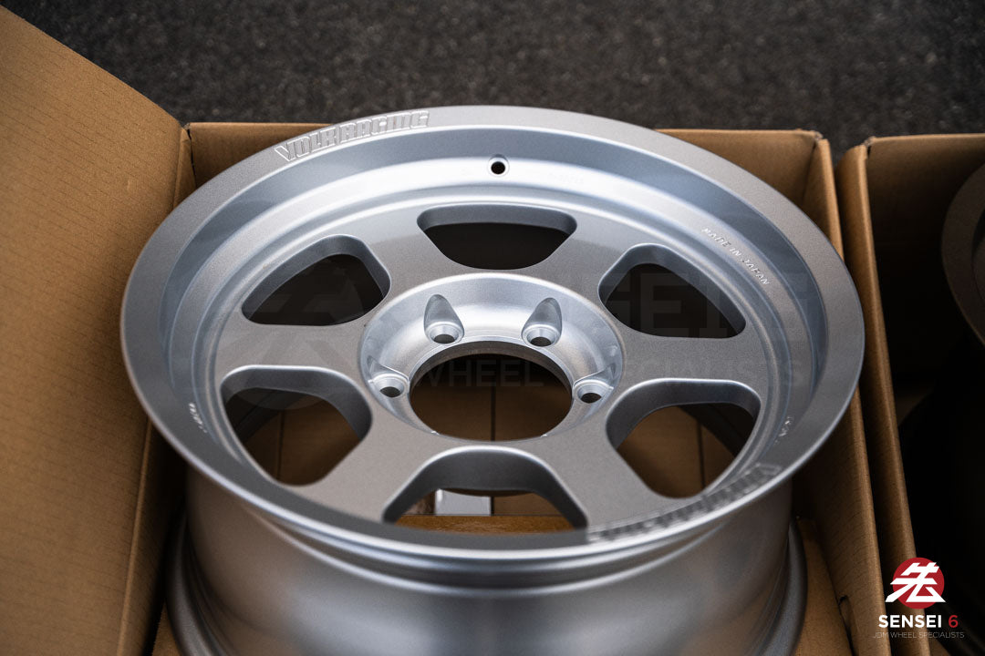 Volk TE37XT M-Spec / 17x8.5 +15 / 6x139.7 / Diamond Silver (DS)
