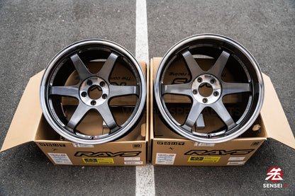 Volk TE37SL / 19x9.5 +22, 19x10.5 +35 / 5x112 / Pressed Graphite (PG)