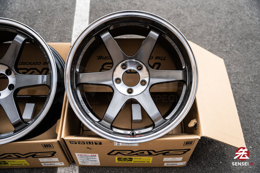 Volk TE37SL / 19x9.5 +22, 19x10.5 +35 / 5x112 / Pressed Graphite (PG)
