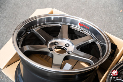 Volk TE37SL / 19x9.5 +22, 19x10.5 +35 / 5x112 / Pressed Graphite (PG)