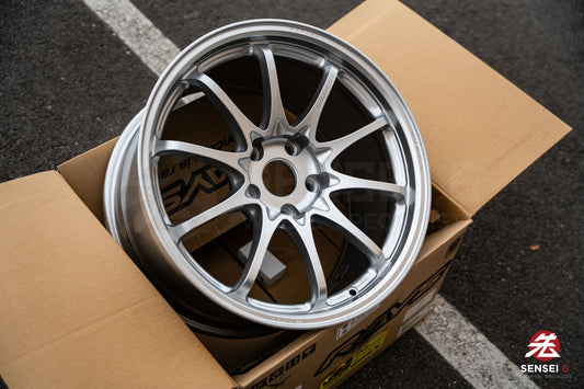 Volk CE28N-Plus M-Spec / 18x10 +40 / 5x120 / Diamond Silver (DS)