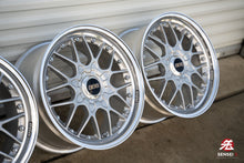 Load image into Gallery viewer, 19&quot; BBS RS II (Non-Concave Faces) [Step Lip] (Used Wheels Built to Order)
