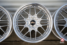 Load image into Gallery viewer, 19&quot; BBS RS II (Non-Concave Faces) [Step Lip] (Used Wheels Built to Order)
