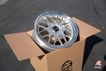 Load image into Gallery viewer, 19&quot; BBS RS II (Non-Concave Faces) [Step Lip] (Used Wheels Built to Order)
