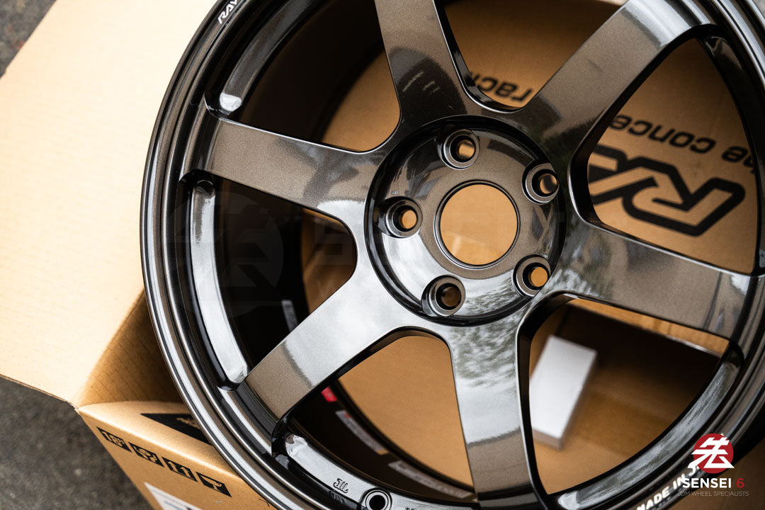 Volk TE37 Saga SL / 18x9.5 +38 / 5x120 / Diamond Black (DB)