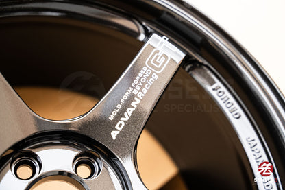 Advan GT Beyond / 18x9.5 +45 / 5x100 / Racing Titanium Black (TBK)