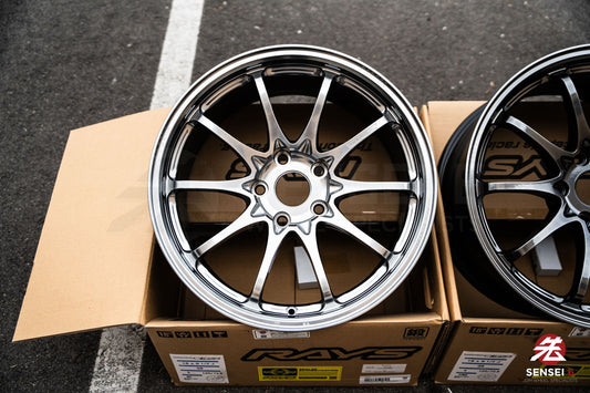 Volk CE28N-Plus / 18x9.5 +38 / 5x120 / Shining Light Metal (SI)
