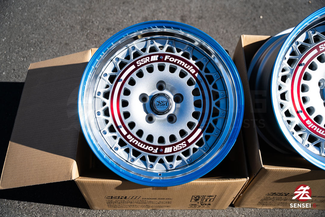 SSR Formula Aero Mesh / 18x9.5 +12, 18x10.5 +18 / 5x114.3 / FM Silver + Brushed Red Ring