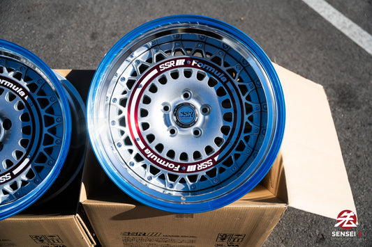 SSR Formula Aero Mesh / 18x9.5 +12, 18x10.5 +18 / 5x114.3 / FM Silver + Brushed Red Ring