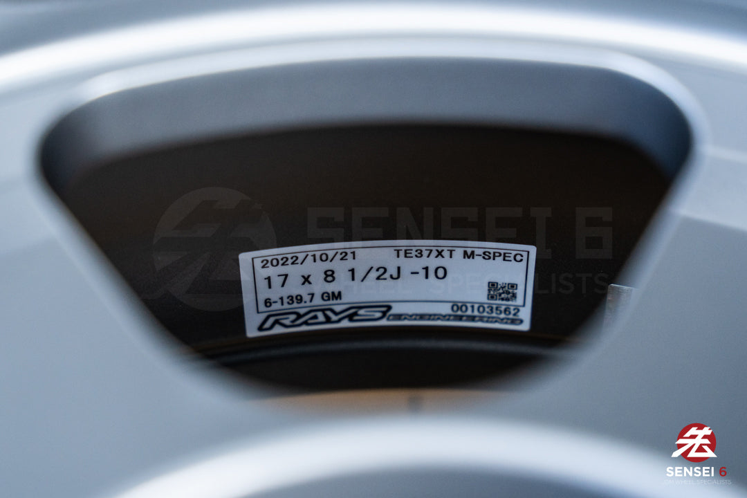 Volk TE37XT M-Spec / 17x8.5 -10 / 6x139.7 / Gunmetal (GM)