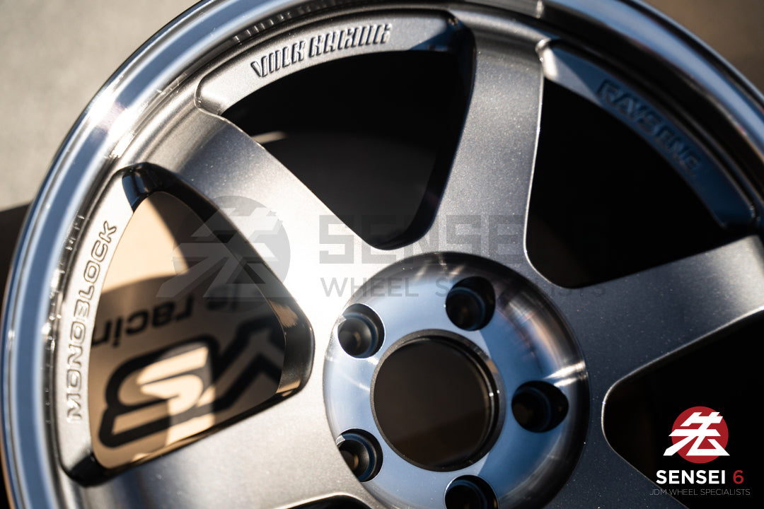 Volk TE37SL / 17x9.5 +45 / 5x114.3 / Pressed Graphite (PG)