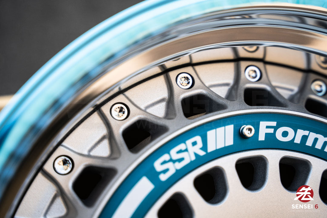 SSR Formula Aero Mesh / 16x8 +32 / 4x100 / FM Silver + Brushed Blue Ring