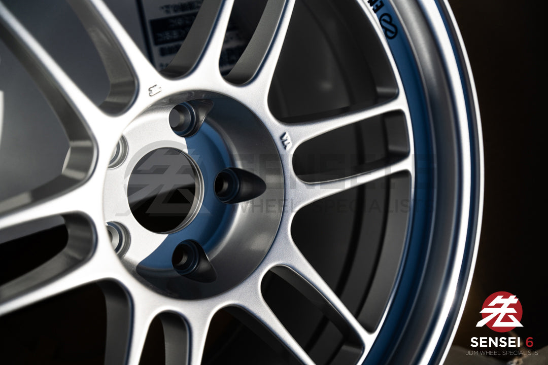 Enkei RPF1 / 18x9.5 +15 / 5x114.3 / F1 Plata 