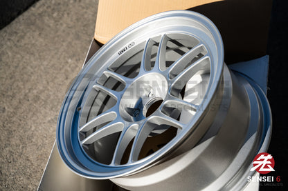 Enkei RPF1 / 18x9.5 +15 / 5x114.3 / F1 Plata 