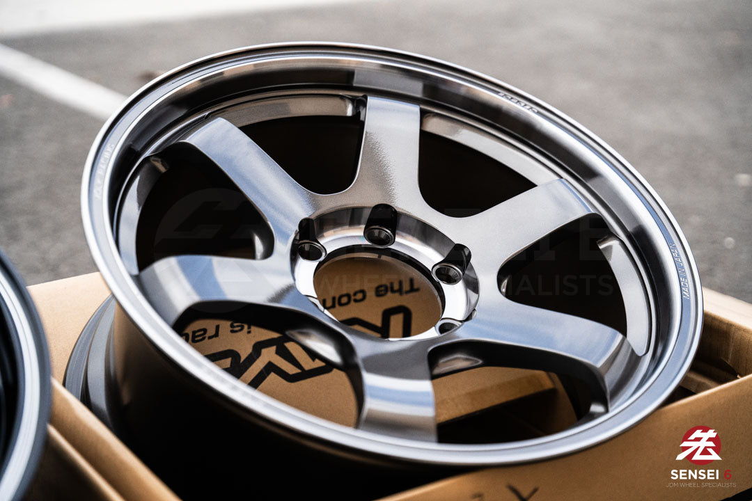 Volk TE37SB SL / 18x8.5 +22 / 6x139.7 / Pressed Graphite (PG)