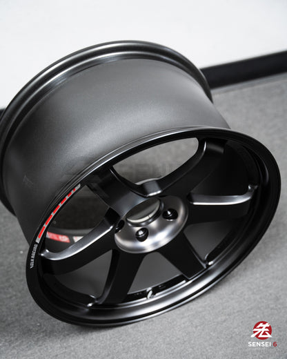 Volk TE37SL Black Edition III / 18x10 +39 / 5x114.3 / Llanta negra prensada Redot 