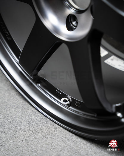 Volk TE37SL Black Edition III / 18x10 +39 / 5x114.3 / Llanta negra prensada Redot 