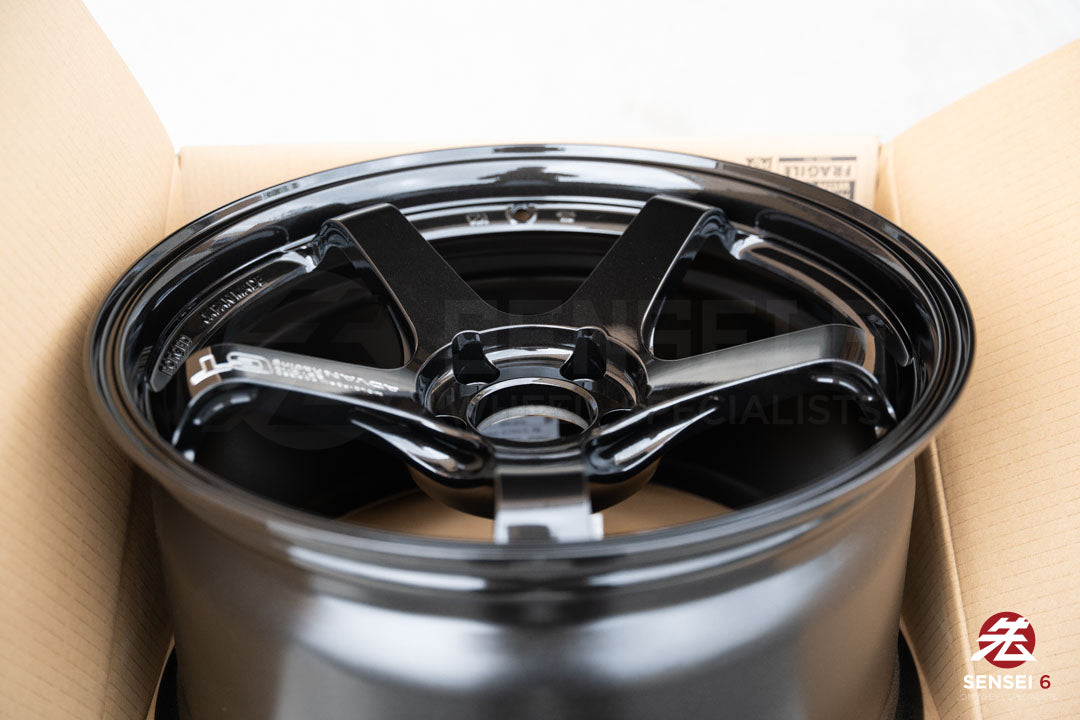 Advan GT Beyond / 18x10 +35 / 5x114,3 / Negro titanio de competición (TBK)