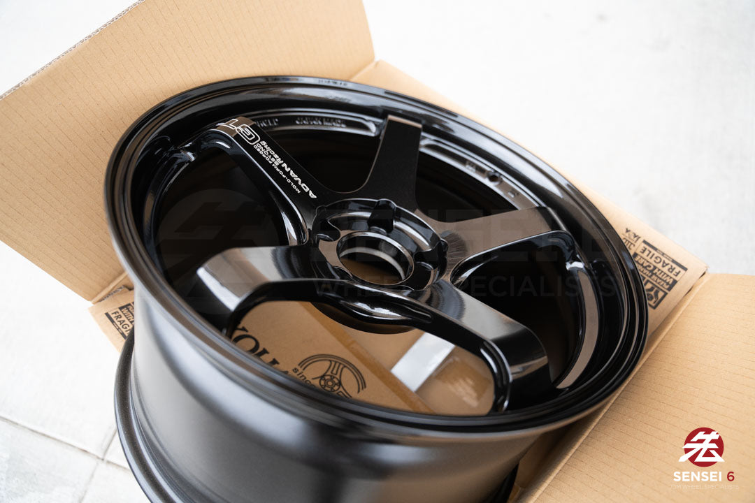 Advan GT Beyond / 18x10 +35 / 5x114,3 / Negro titanio de competición (TBK)