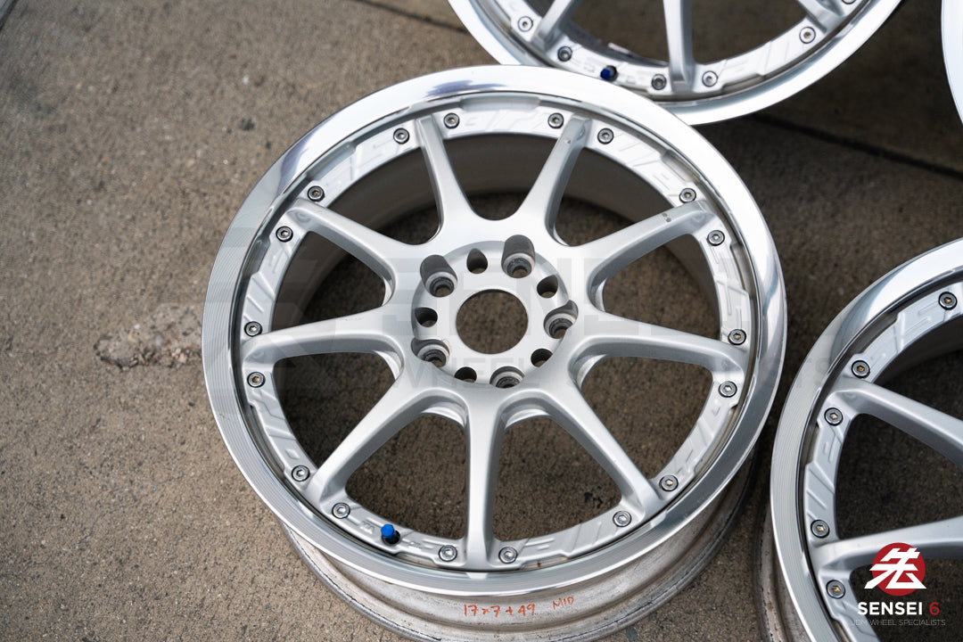 Wedssport SA70TT (Ruedas usadas) / 17x7 +49 / 5x114.3 / Plateado