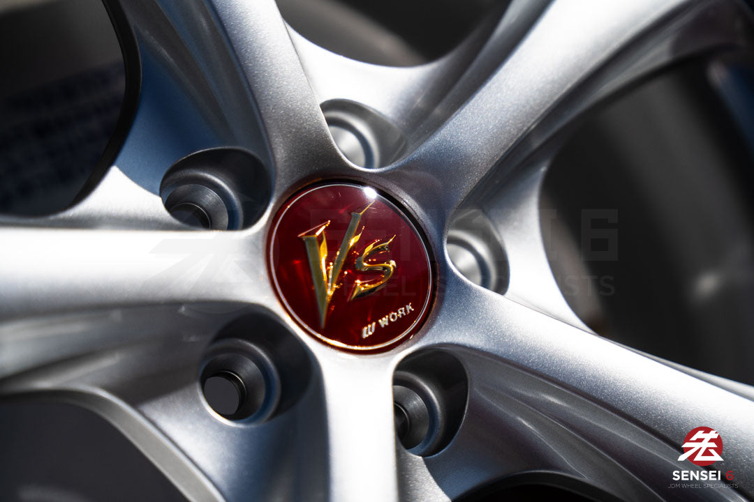 Work VSKF# / 18x9.5 +27 / 5x100 / Light Gray Silver (LGS)