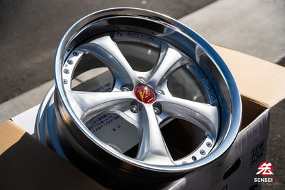 Work VSKF# / 18x9.5 +27 / 5x100 / Light Gray Silver (LGS)