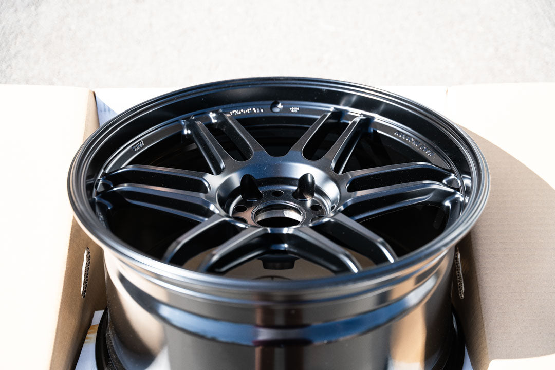 AME Tracer TM02 / 18x9.5 +22 / 5x114.3 / Matte Black (MB)