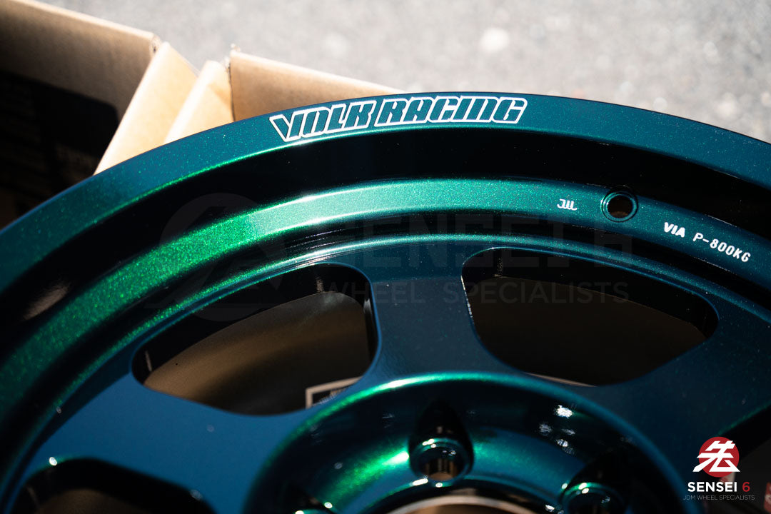Volk TE37XT M-Spec / 17x8.5 +15 / 6x139.7 / Racing Green (IG)