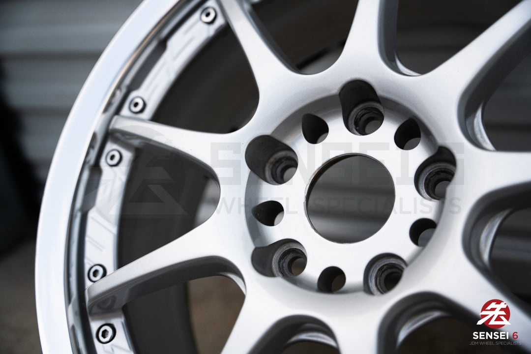 Wedssport SA70TT (Ruedas usadas) / 17x7 +49 / 5x114.3 / Plateado