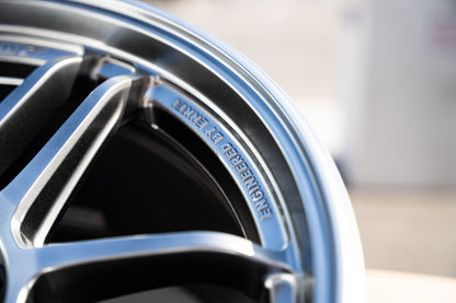 AME Tracer TM02 / 18x10 +25 / 5x120 / Hyper Silver (HS)