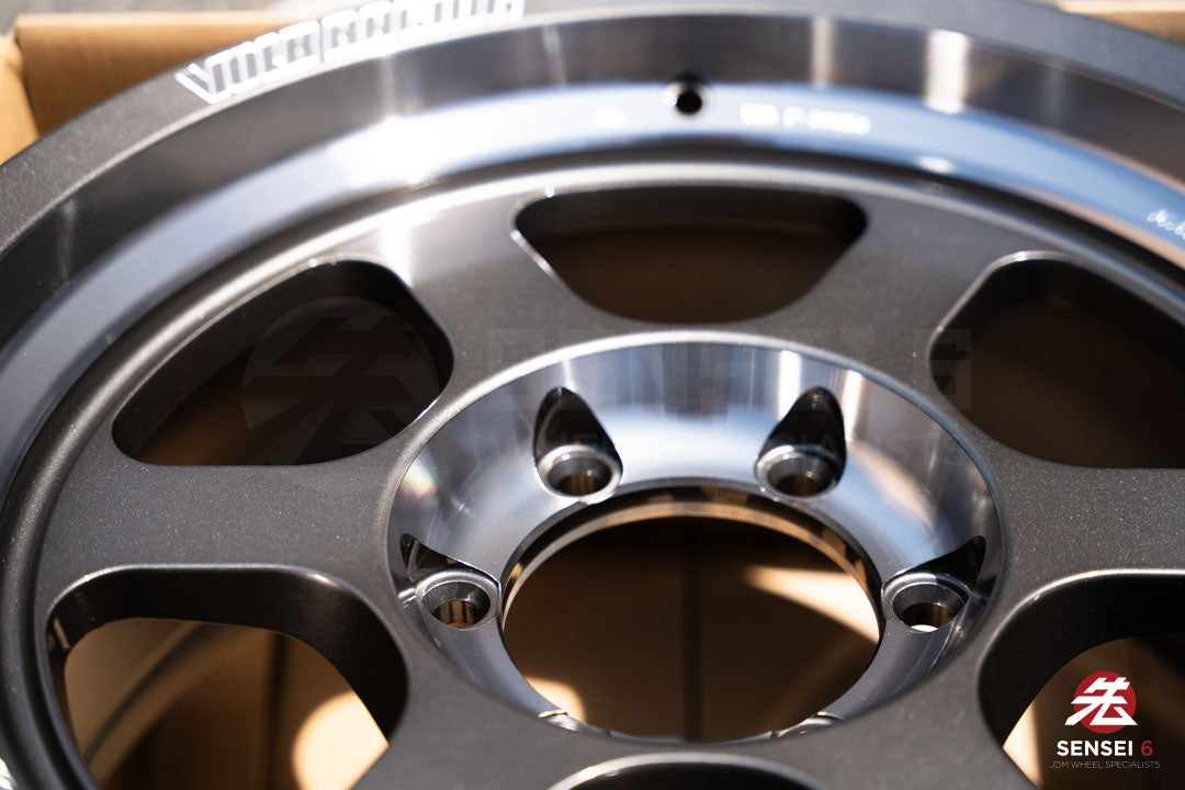 Volk TE37XT SL M-Spec / 17x8.5 +15 / 6x139.7 / Pressed Graphite (PG)